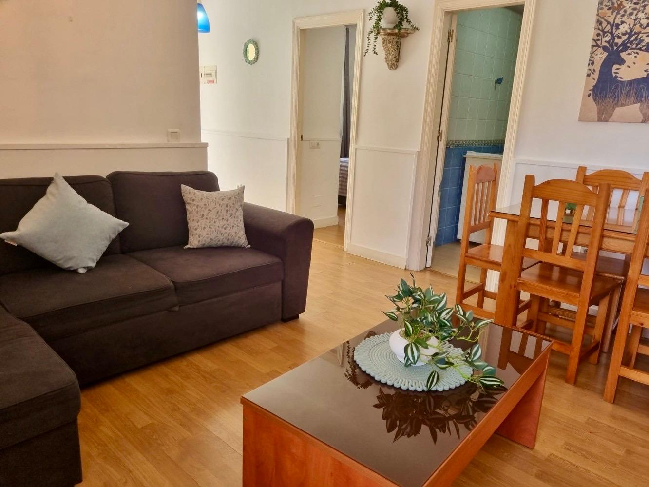 APARTAMENTO 1 DORMITORIO EN PLANTA BAJA CON PISCINA Y PARKING COMUNITARIO - BURRIANA - NERJA