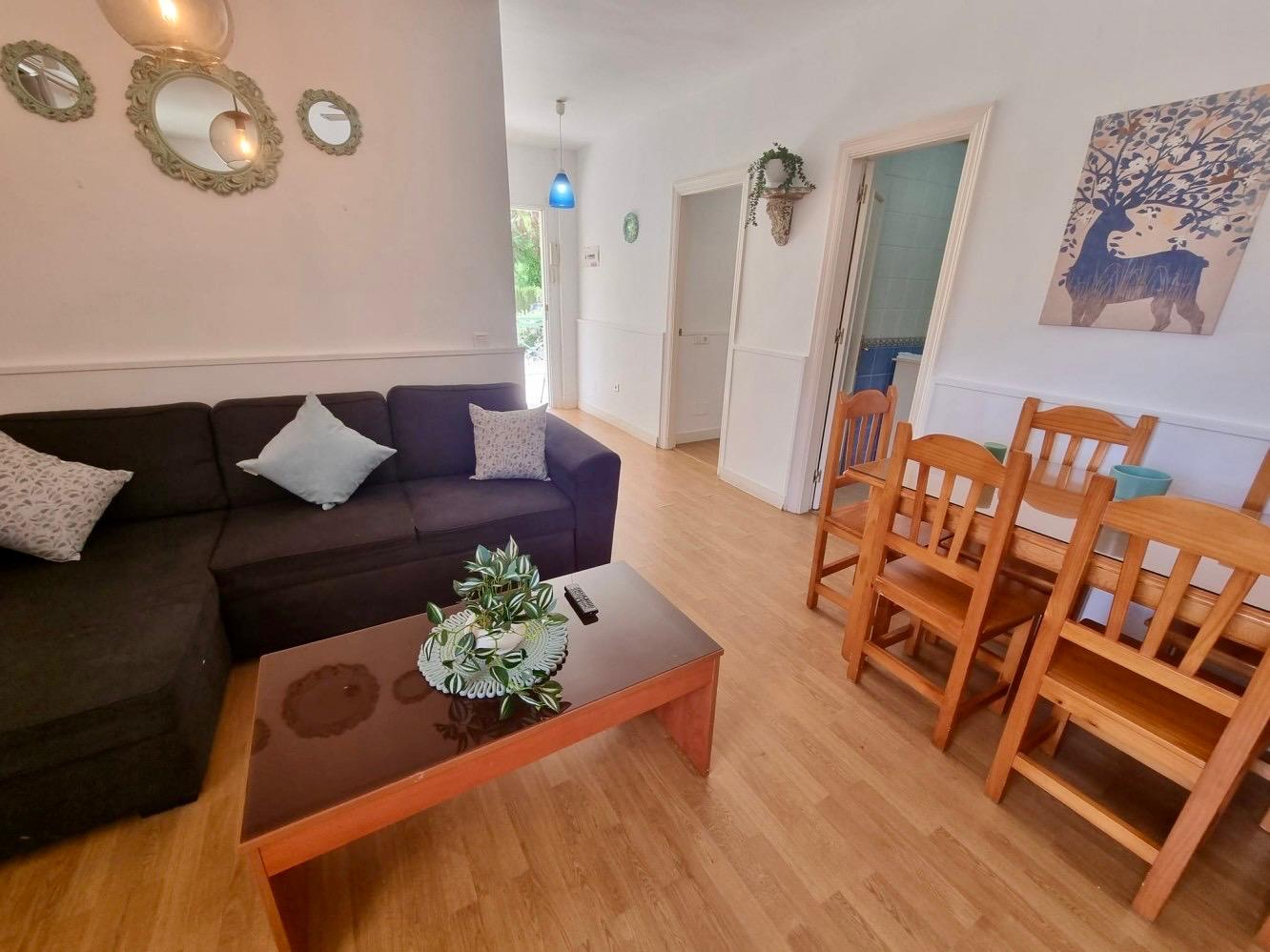 APARTAMENTO 1 DORMITORIO EN PLANTA BAJA CON PISCINA Y PARKING COMUNITARIO - BURRIANA - NERJA