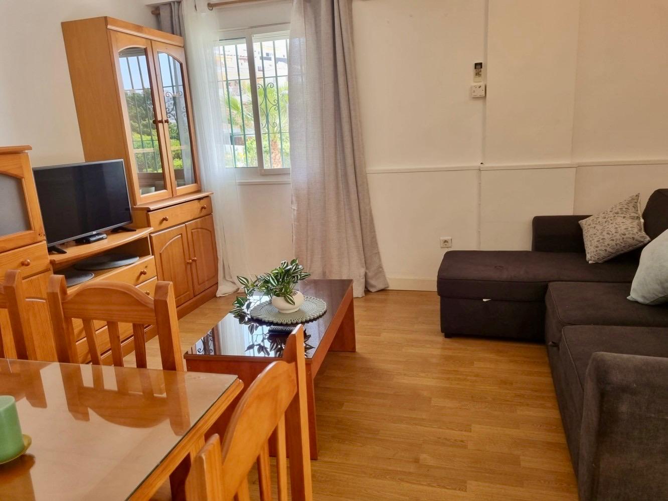 APARTAMENTO 1 DORMITORIO EN PLANTA BAJA CON PISCINA Y PARKING COMUNITARIO - BURRIANA - NERJA