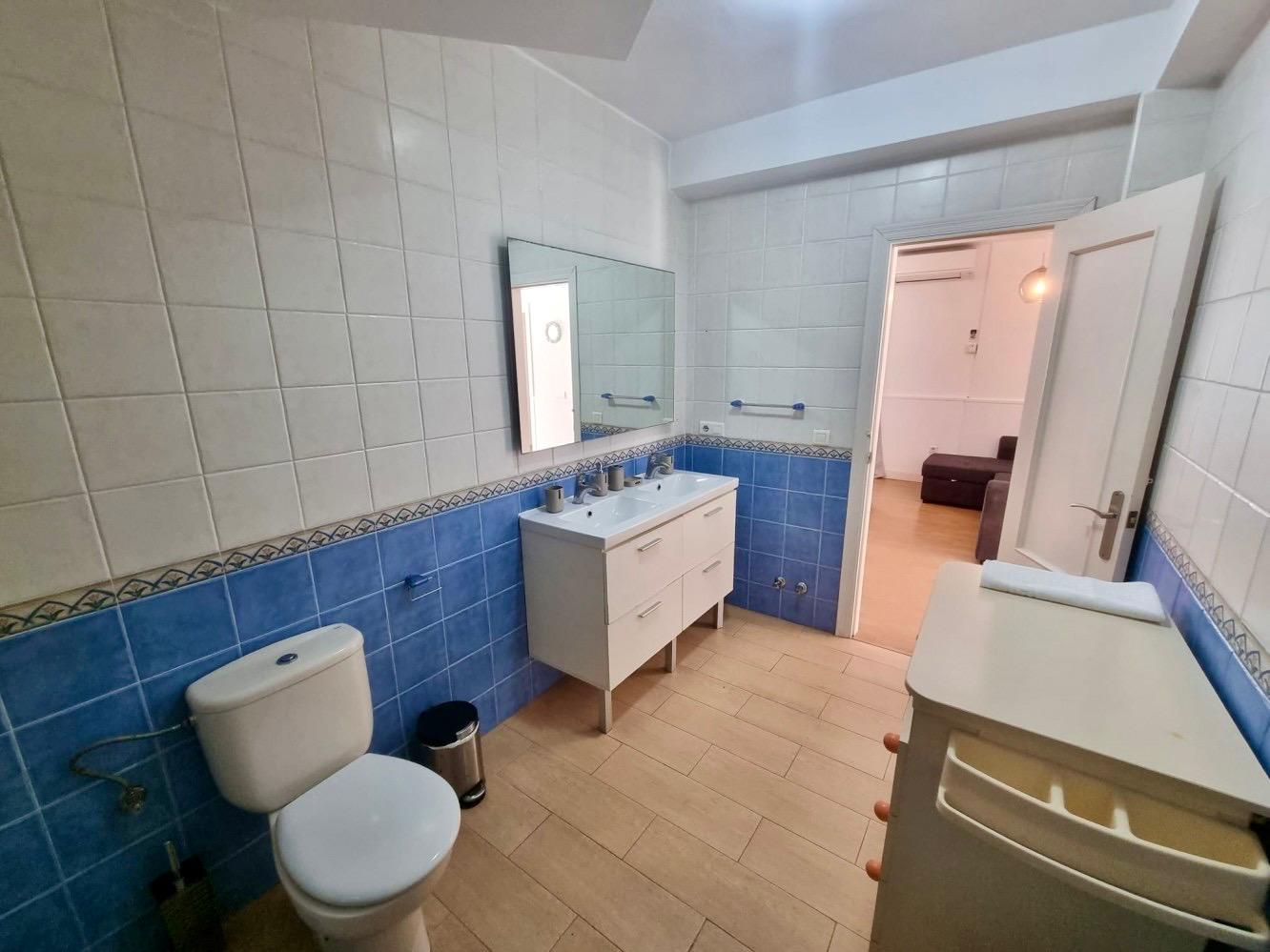 APARTAMENTO 1 DORMITORIO EN PLANTA BAJA CON PISCINA Y PARKING COMUNITARIO - BURRIANA - NERJA