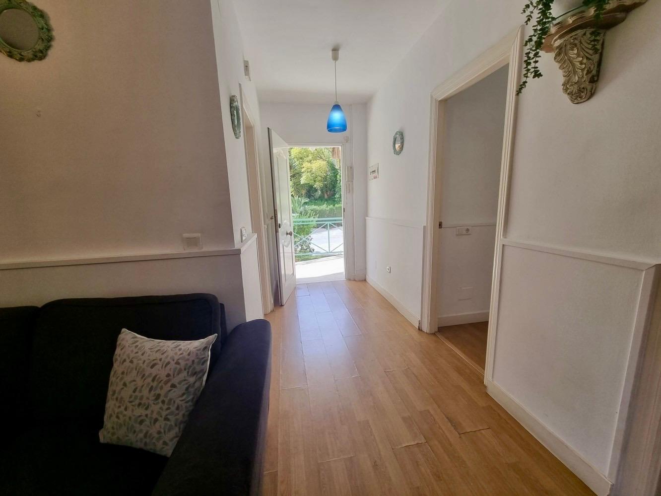 APARTAMENTO 1 DORMITORIO EN PLANTA BAJA CON PISCINA Y PARKING COMUNITARIO - BURRIANA - NERJA