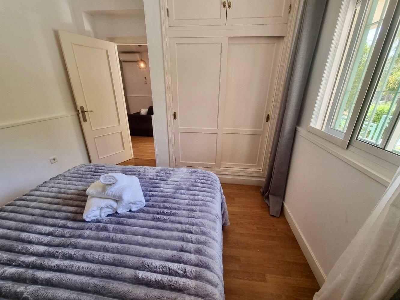 APARTAMENTO 1 DORMITORIO EN PLANTA BAJA CON PISCINA Y PARKING COMUNITARIO - BURRIANA - NERJA