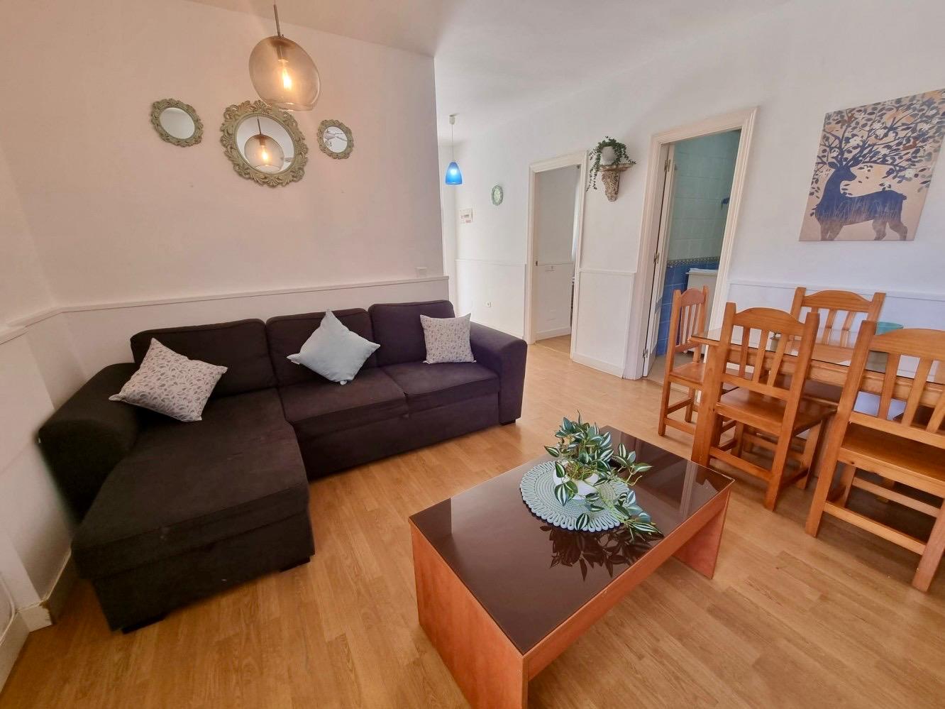 APARTAMENTO 1 DORMITORIO EN PLANTA BAJA CON PISCINA Y PARKING COMUNITARIO - BURRIANA - NERJA