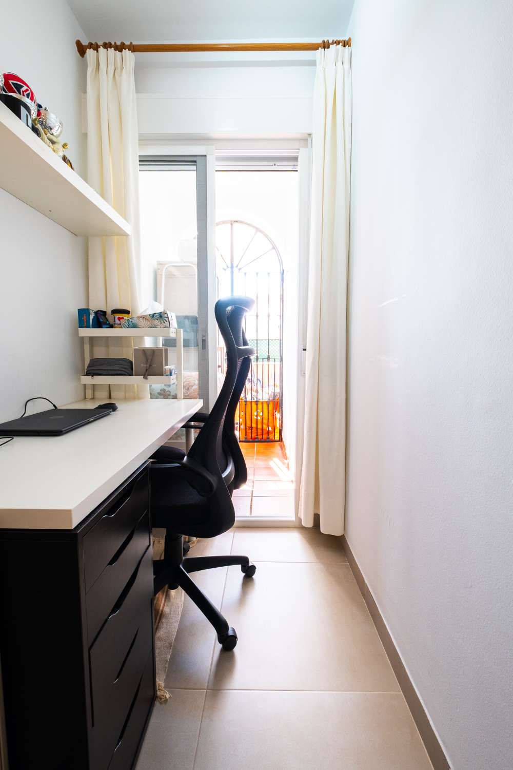 Bonito apartamento en Punta Lara con terraza privada