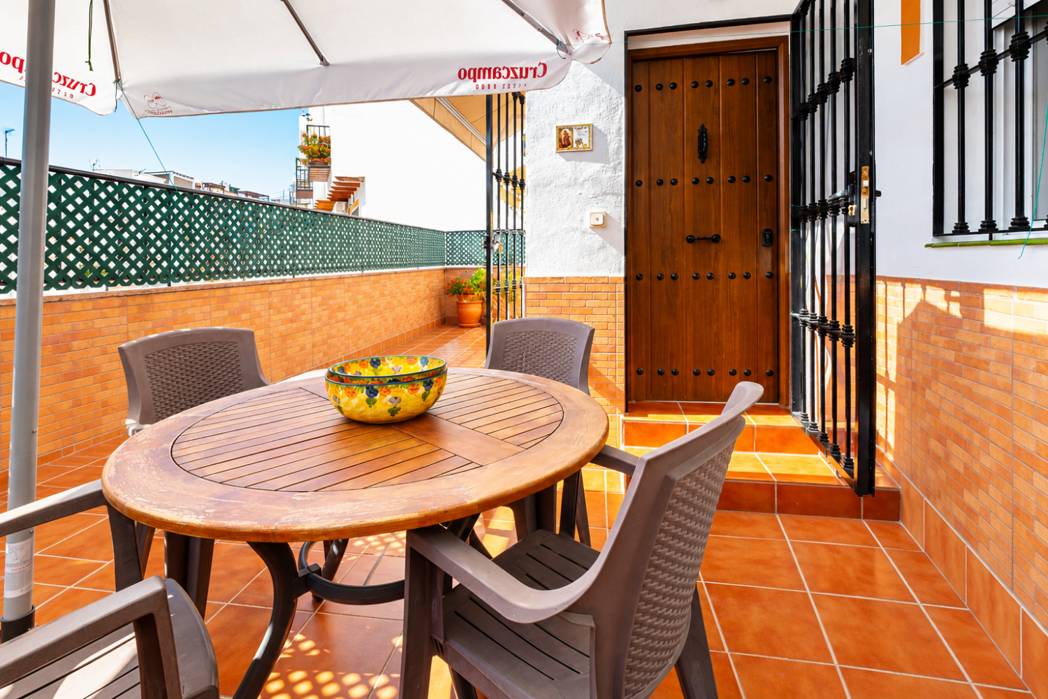 Bonito apartamento en Punta Lara con terraza privada