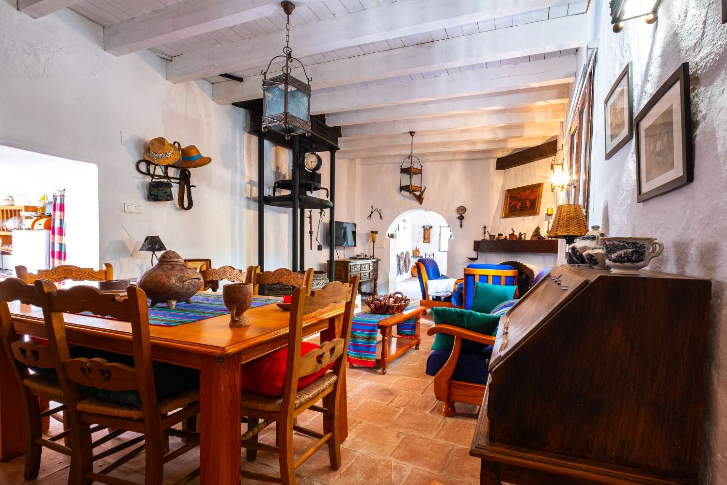 Cortijo en Rio de la Miel, antiguo molino de aceite